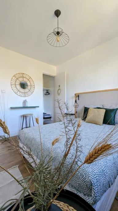Ideal Sea View, Near Calanques &velodrome -parking Apartment *